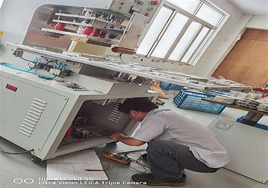 江蘇高頻機(jī)維修找無錫金電廠家！